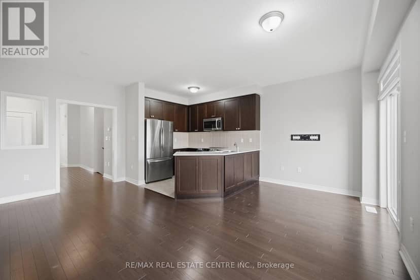 57 Benhurst Crescent — photo 15 of 32