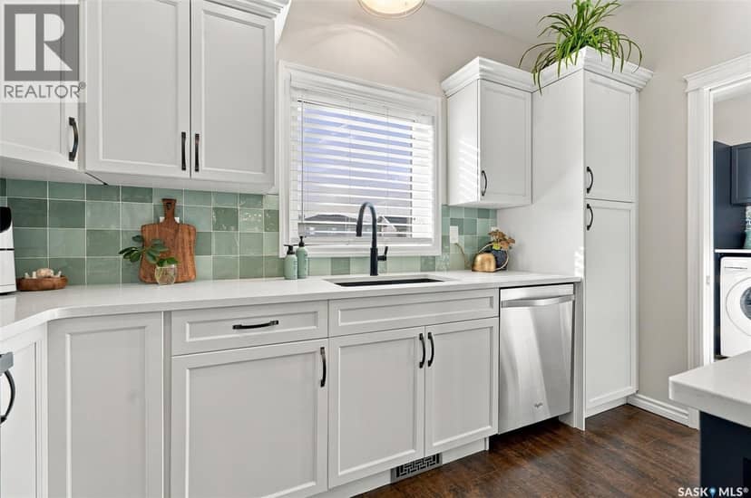 919 Kolynchuk BEND — photo 14 of 40