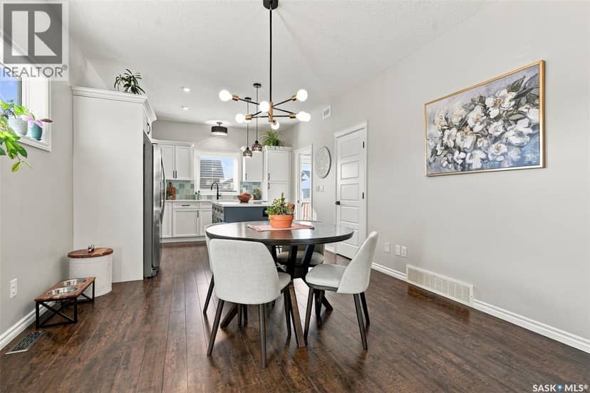 919 Kolynchuk BEND — photo 7 of 40