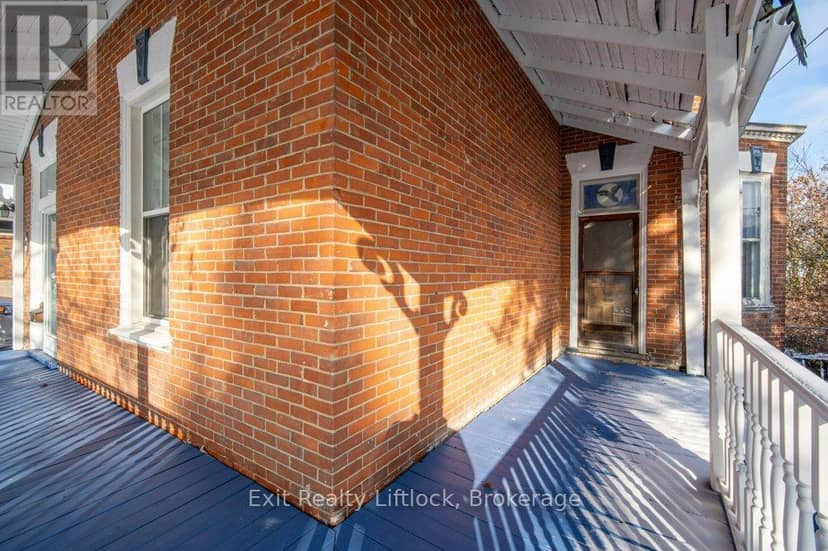 212 Barnardo Avenue — photo 25 of 28