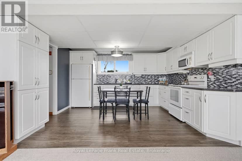 106 Starr Boulevard — photo 32 of 40