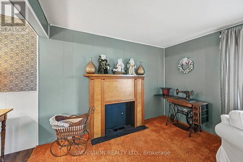 170 Adelaide Street — photo 10 of 23