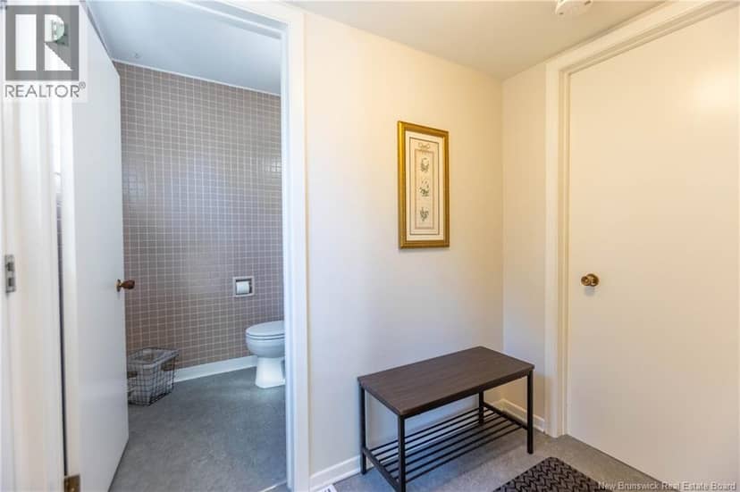 281 Main Street — photo 18 of 40