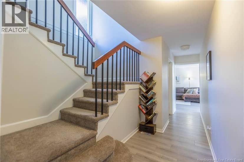 281 Main Street — photo 9 of 40
