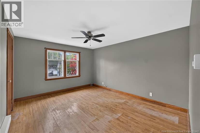 61-63 Burlington Avenue — photo 18 of 40