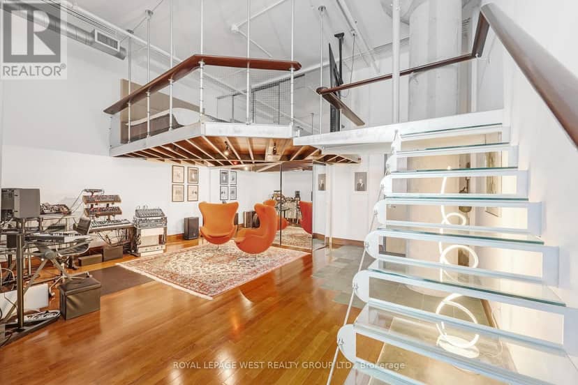 416 - 90 Sumach Street — photo 19 of 39