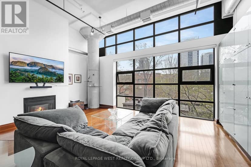 416 - 90 Sumach Street — photo 7 of 39