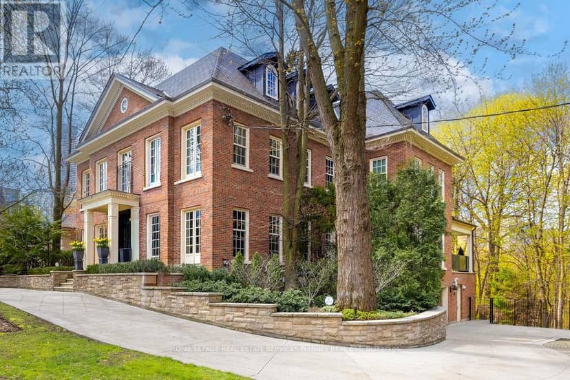20 Cluny Drive, Toronto, photo 2