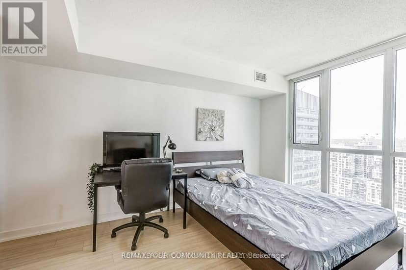 3208 - 85 Queens Wharf Road — photo 7 of 40