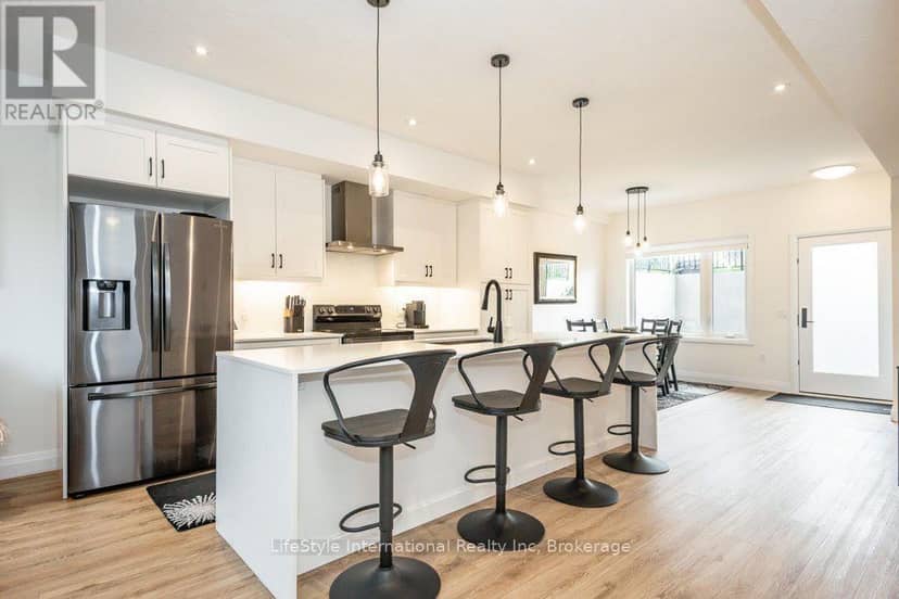 32 Duggan Lane — photo 10 of 40