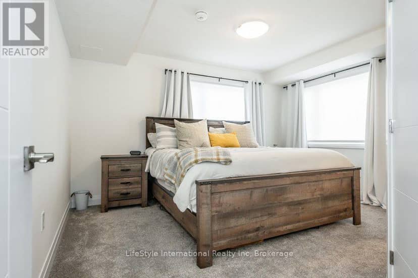 32 Duggan Lane — photo 27 of 40