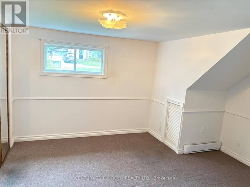 33 Beaumaur Drive — photo 21 of 27