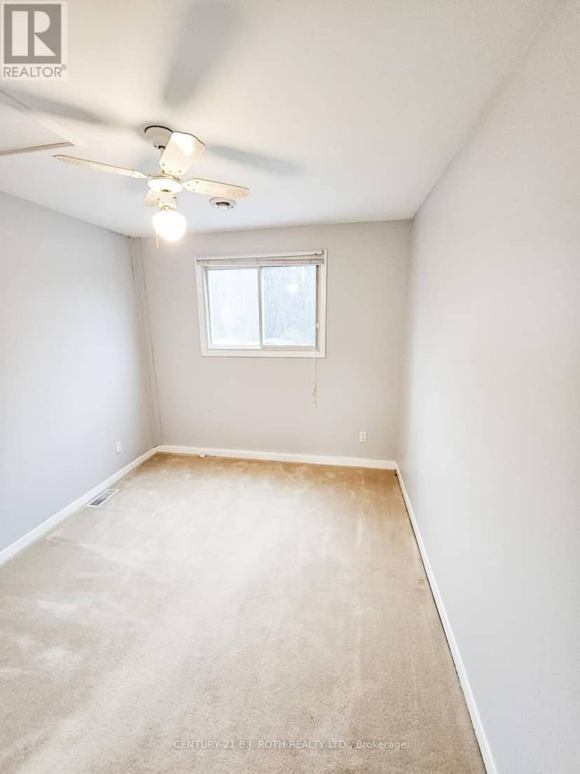 33 Beaumaur Drive — photo 15 of 27