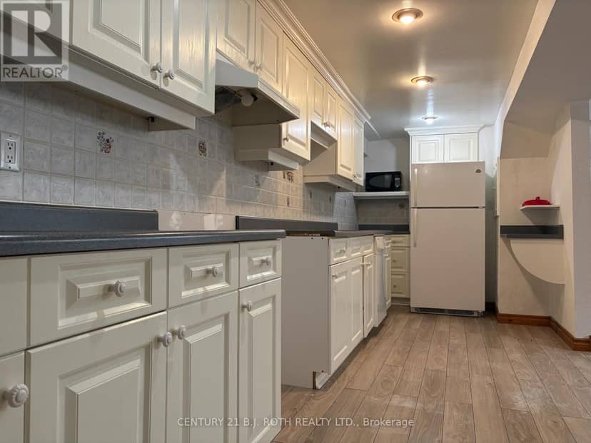 33 Beaumaur Drive — photo 24 of 27