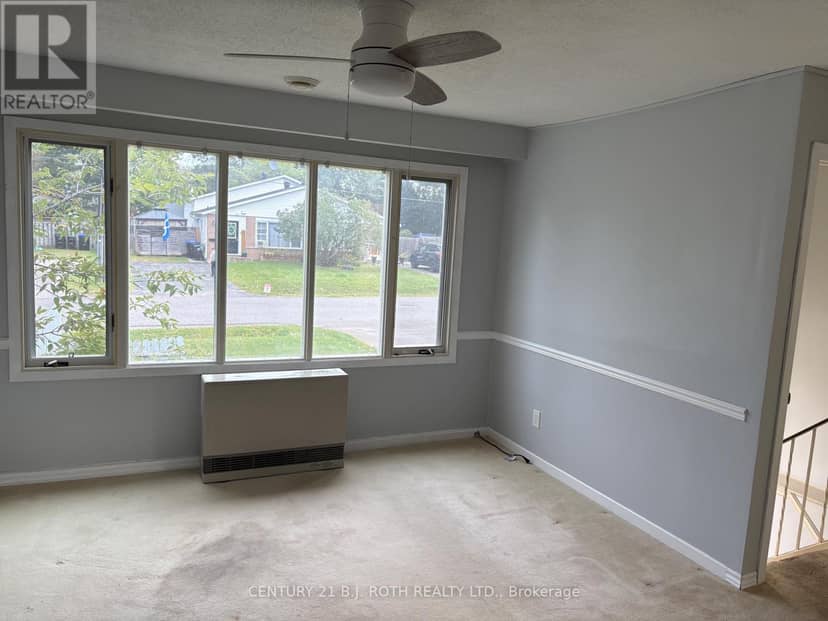33 Beaumaur Drive — photo 9 of 27