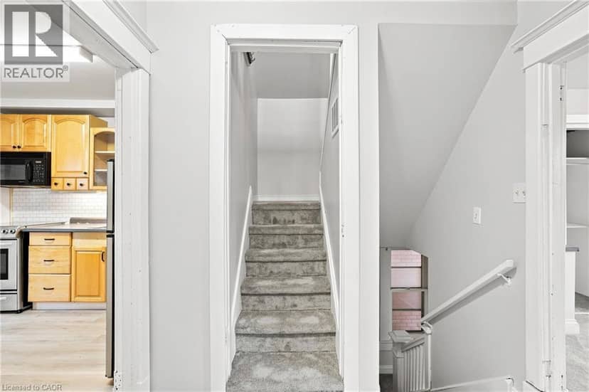 52 KENSINGTON Avenue N — photo 15 of 40