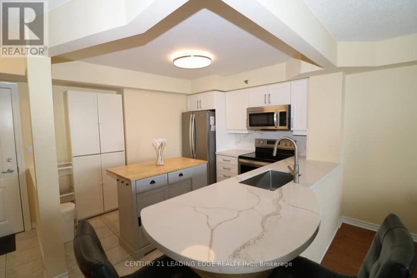 305 - 4640 Kimbermount Avenue, Mississauga, photo 2