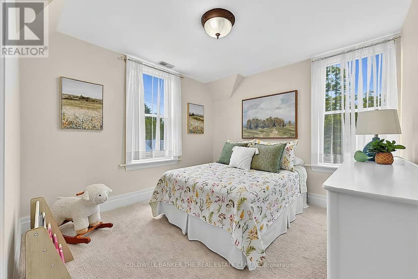 296 Eagle Street — photo 27 of 40