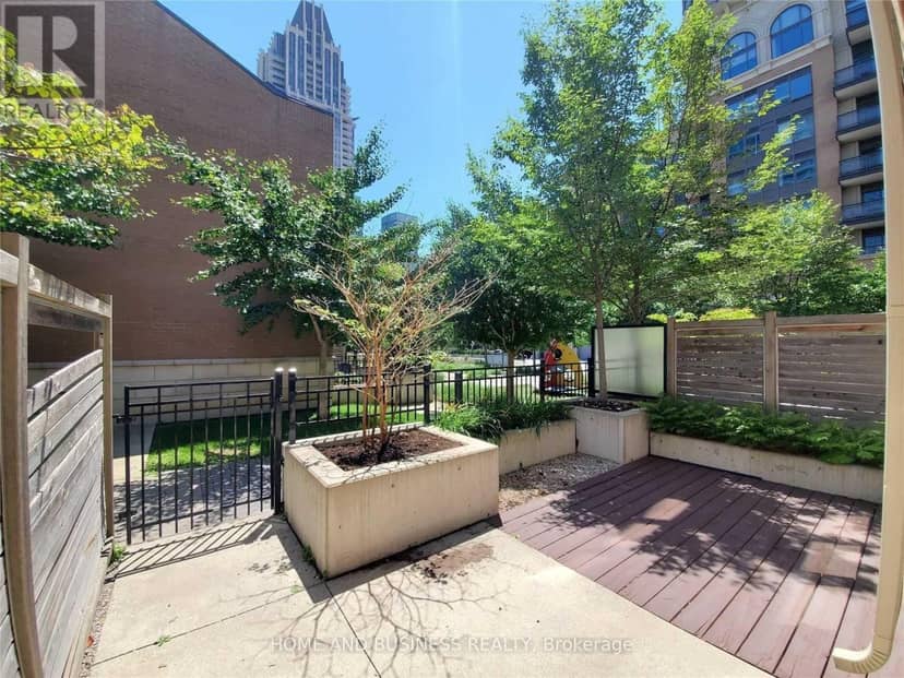 107 - 383 Prince Of Wales Drive, Mississauga, photo 2