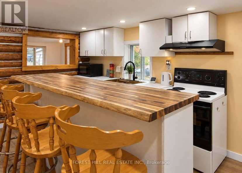 240 Britannia Road — photo 10 of 22