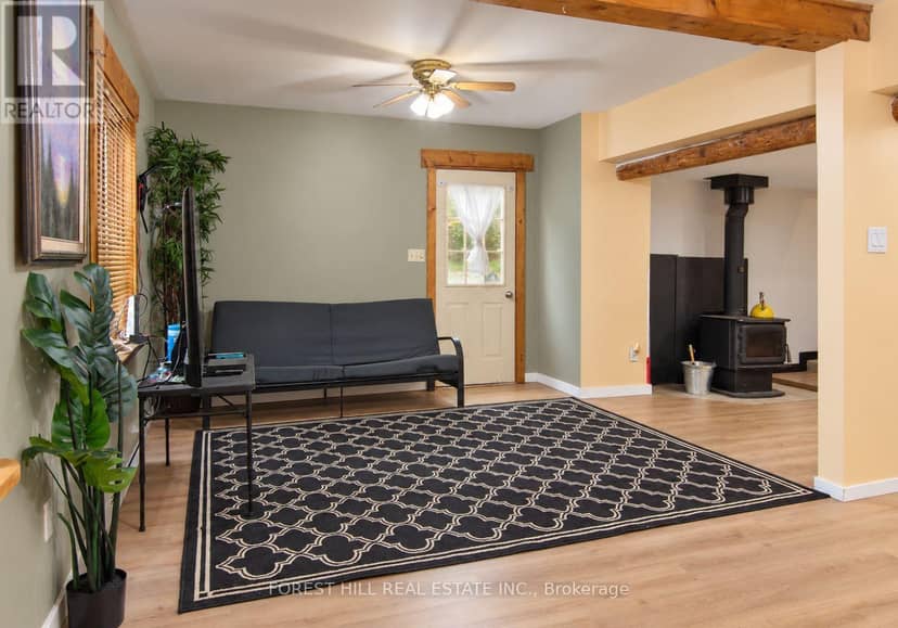240 Britannia Road — photo 12 of 22