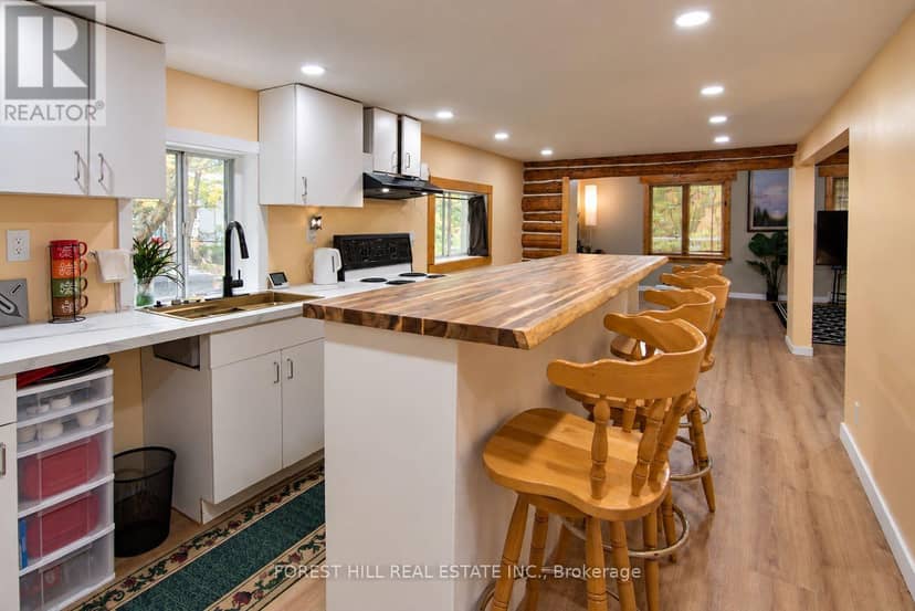 240 Britannia Road — photo 9 of 22