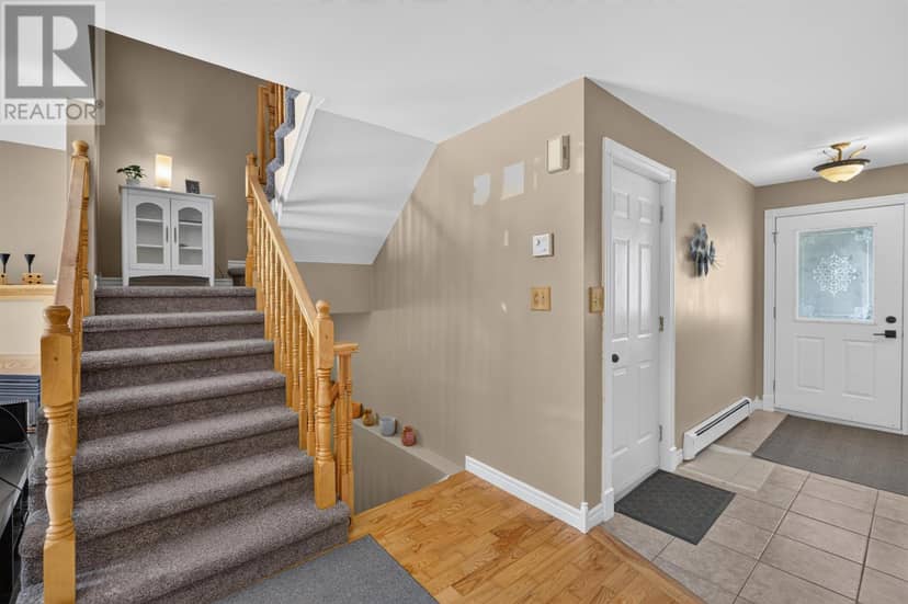 195 Hillsborough Street — photo 16 of 40