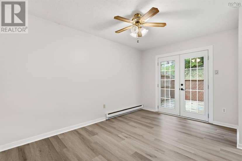 48 Regal Road — photo 12 of 38