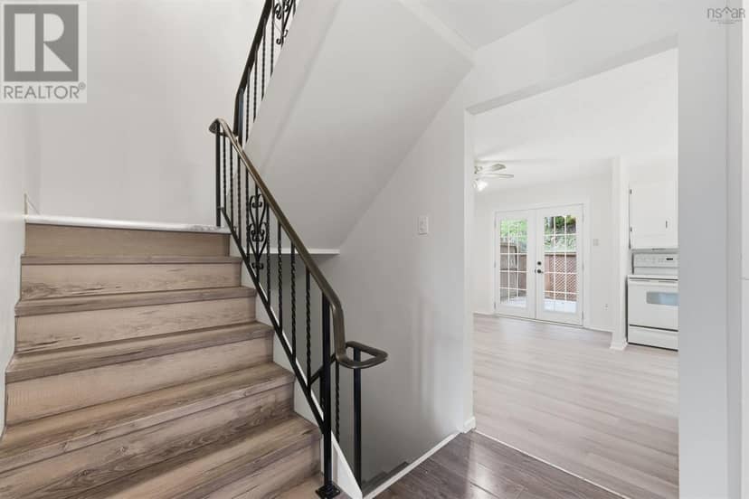48 Regal Road — photo 8 of 38