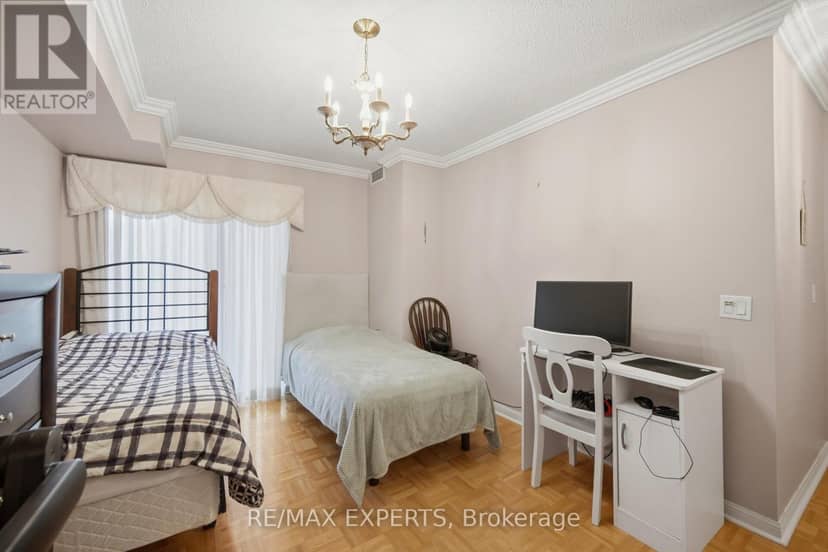 304 - 2504 Rutherford Road — photo 16 of 22