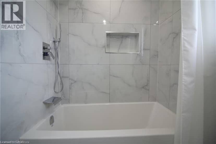 78 GEORGE Street — photo 13 of 18