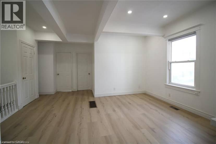 78 GEORGE Street — photo 14 of 18