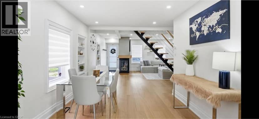 13 PICTON Street W — photo 1 of 33
