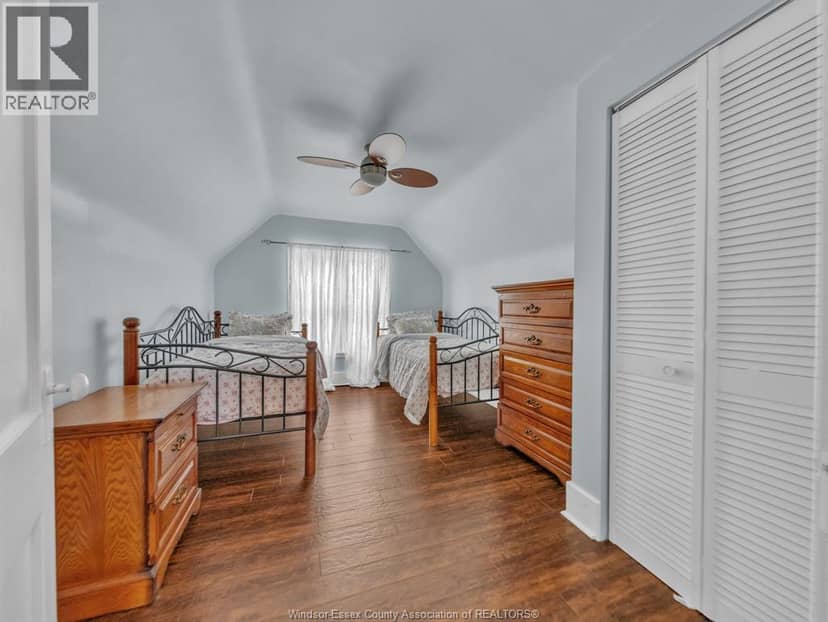 1673 Cadillac STREET — photo 21 of 34