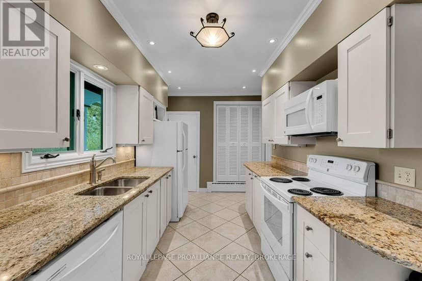 163 Pine Street — photo 15 of 40