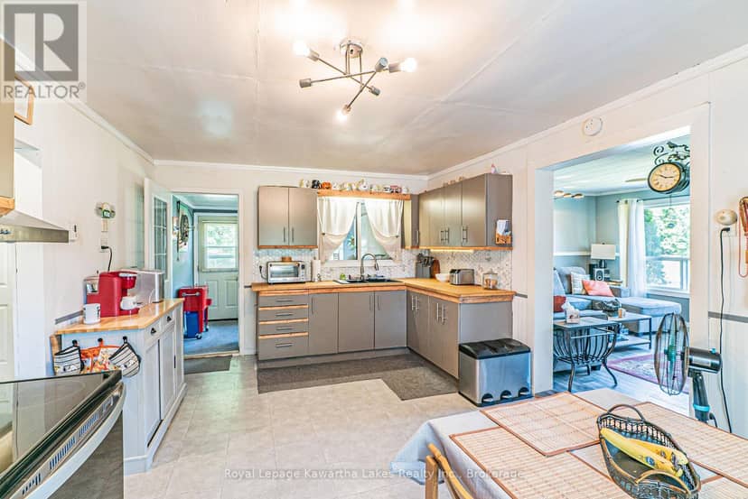3305 County Rd 48 — photo 15 of 33