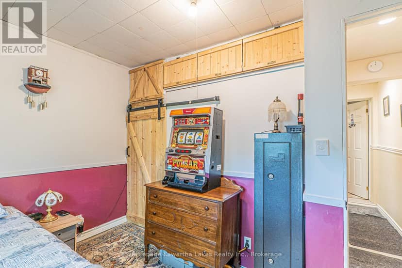 3305 County Rd 48 — photo 18 of 33
