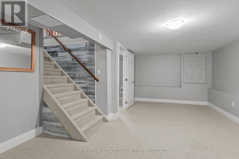 3007 Princess Street — photo 17 of 37