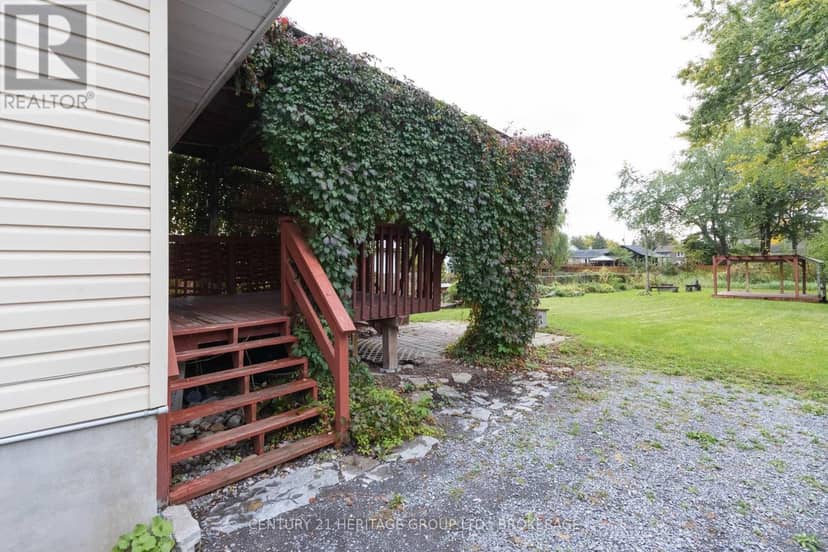 3007 Princess Street — photo 33 of 37