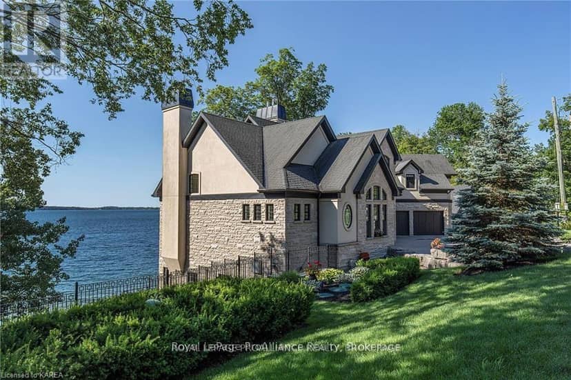 1618 St Lawrence Avenue — photo 4 of 40