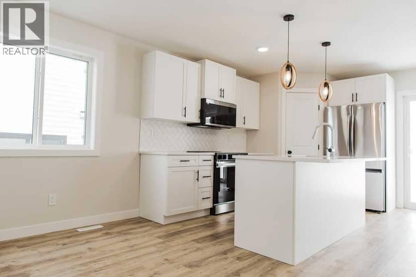 11405 95 Street, Clairmont, photo 4