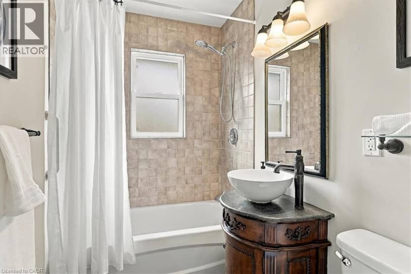 480 ROSSEAU Road — photo 16 of 34