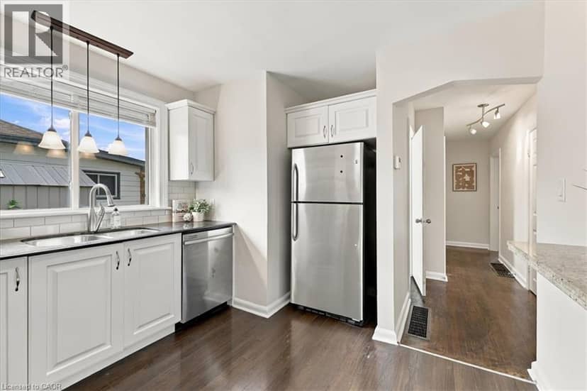 480 ROSSEAU Road — photo 10 of 34