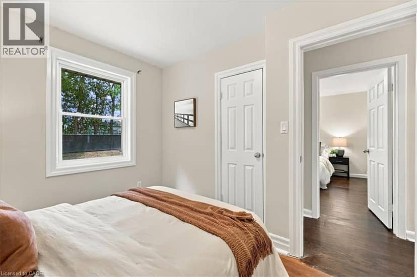 480 ROSSEAU Road — photo 14 of 34
