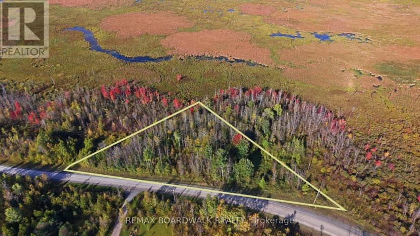 Con 7 Lot 6 Land O'Nod Road — photo 2 of 11