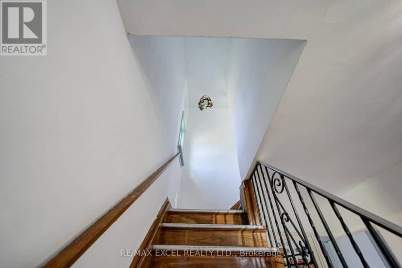 39 Kilmarnock Avenue, Toronto, photo 6