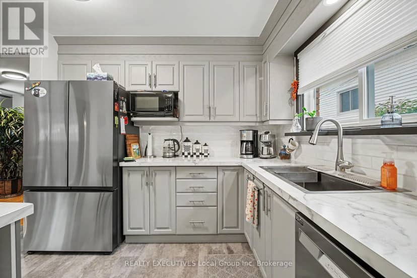 856 Jane Street — photo 12 of 40