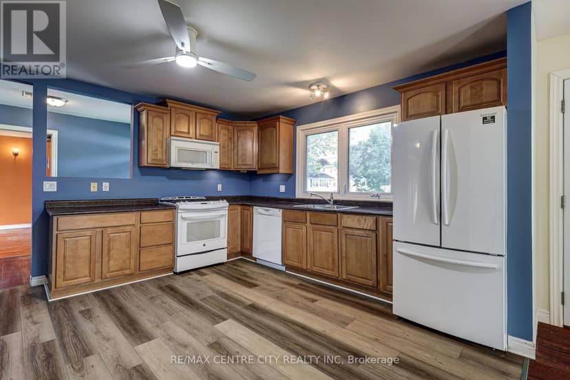 244 Currie Road — photo 19 of 40