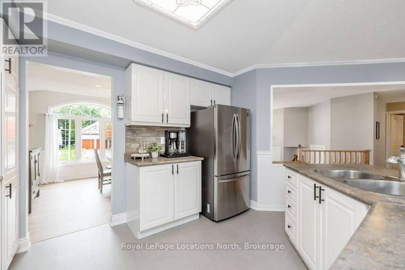 45 Bush Crescent — photo 5 of 36