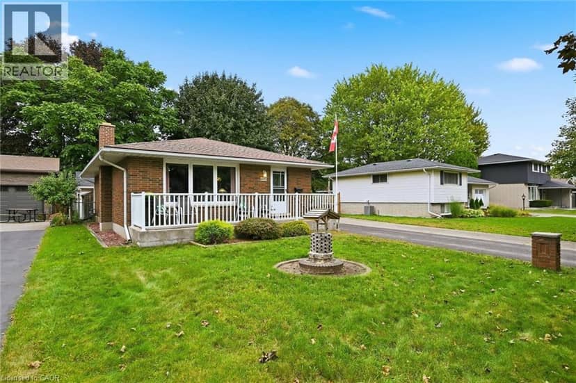 6495 BRACKEN Street — photo 3 of 39